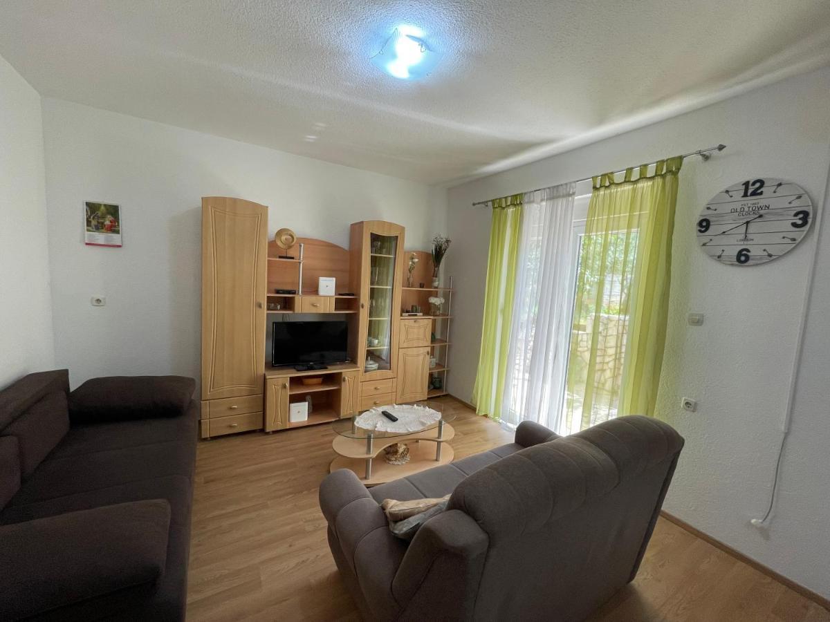 Apartments Marko Trogir Exterior photo